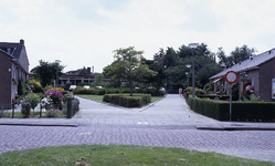 DIA15247 Het Starckplein richting de basisschool; ca. 1993