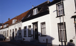 DIA15274 Woningen langs de Kerkstraat; ca. 1993