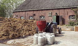 DIA16173 Boerderij; ca. 1976