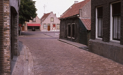 DIA16185 Kijkje in de Stationsweg; ca. 1976