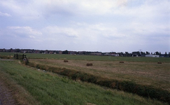 DIA16231 Het bedrijventerrein, gezien vanaf de Wieldijk; ca. 1976