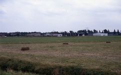 DIA16233 Het bedrijventerrein, gezien vanaf de Welleweg nabij de Verdouwenhoeck en de Groene Kruisweg; ca. 1993