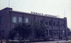 DIA20315 Kantoor van Vermaat's autobedrijf; ca. 1975