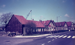 DIA30565 Woningen aan de Voorweg; ca. 1973