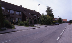 DIA35045 Woningen langs de Dorpsweg; ca. 1993