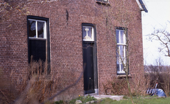 DIA36121 Boerderij langs de Lodderlandsedijk; ca. 1993