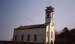 DIA39002 De kerk van Simonshaven, de toren in restauratie; 1973