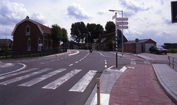 DIA39017 De kruising van de Molendijk, de Hogeweg, de Stompaardsedijk en de Beverwijkstraat; 1993