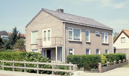 DIA39172 Woning langs de Peperstraat; ca. 1980