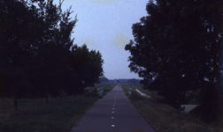 DIA39208 Fietspad ter hoogte van Biert; ca. 1985