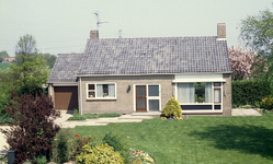 DIA39221 Woning langs de Molendijk; ca. 1985