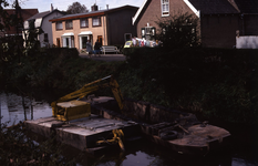 DIA40414 Baggerwerkzaamheden in de Boezem bij de boerderij van Arie Stehouwer; 29 september 1975