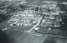DIA41870 Spijkenisse; ; Luchtfoto van de wijk Schiekamp, 1963