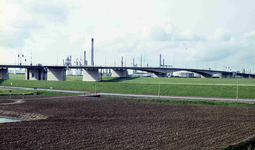 DIA42065 De Botlekbrug over het Voedingskanaal; September 1972
