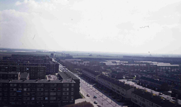 DIA42124 Spijkenisse; ; Zicht op de Eikenlaan vanaf de Marckenburgh, 1973