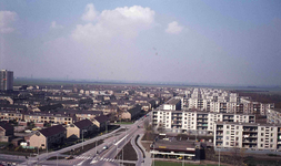 DIA42125 Spijkenisse; ; Zicht op de Planetenlaan vanaf de Marckenburgh, 1973