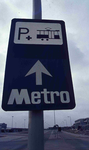 DIA42242 Bord bij het metrostation van Hoogvliet; ca. 1985