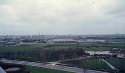 DIA42264 Spijkenisse; ; Het terrein van autohandel Baris, ca. 1980