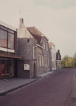 DIA42974 Winkelpand Van Genderen en 't Oudste Huys; ca. 1969
