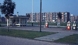 DIA43180 Caltex pompstation langs de Winston Churchilllaan; ca. 1968