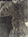 DIA43321 Luchtfoto van Spijkenisse, gemaakt door de RAF in de Tweede Wereldoorlog; 29 november 1944