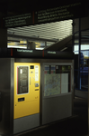 DIA43814 Kaartjesautomaat op metrostation Centrum; ca. 1999