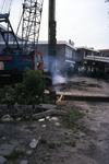 DIA44447 Slaan van de eerste paal voor het nieuwe pand achter 't Oudste Huys, gelegen aan de Achterstraat; ca. 1988