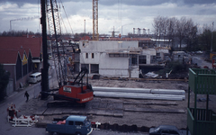 DIA44472 De bouw van de bioscoop aan de Nieuwstraat; ca. 1980
