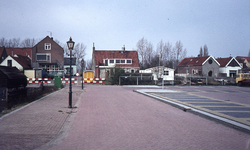 DIA44549 Achterzijde van elektrotechnisch Bedrijf H.E. Dekker aan het Noordeinde; ca. 1980