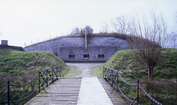 DIA67052 Fort Peltsersdijk, in 1884 gebouwd als onderdeel van de Stelling van de Monden van de Maas en het Haringvliet; ...