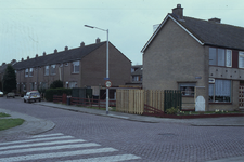 DIA68162 De hoek Dijckpotingen en de Vroonstraat; ca. 1991