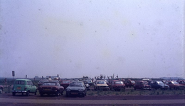 DIA69397 Parkeertterrein bij De Bernisse; ca. 1982