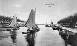 DIA_PB0021 Vissersschepen op het Kanaal door Voorne; ca. 1910