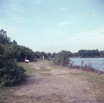 DIA_GF_1006 Kijkje op de Tenellaplas; 19 augustus 1962