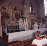 DIA_GF_1136 Een mis in de katholieke kerk; ca. 1967