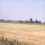 DIA_GF_1305 Vanaf de Biertse Dijk in de richting van de Vierambachtenboezem; 4 juli 1977