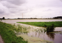 AB_HOOGWATER_010 Wateroverlast in de polder van Abbenbroek na de overvloedige regenval; 16 september 1998