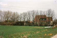 AB_MOERSEWEG_003 Woning langs de Moerseweg; 18 april 1996