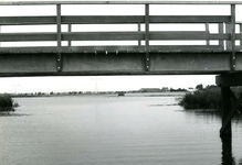 AB_RUILVERKAVELING_008 Kijkje op de brug bij de noordelijke plas nabij Abbenbroek; ca. 1977