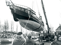 BR_1APRIL_1979_009 De te waterlating van het nieuwe Geuzenschip Prince Admirael door minister Nelie Kroes; 3 maart 1979