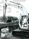 BR_AMER_004 Wethouder D. Visser start het bouwrijpmaken van de nieuwe woonwijk Nieuwland; 25 januari 1991