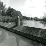 BR_BASTION4_009 Kijkje op de Beer tussen de Groene Kruisweg en Bastion IV (het Blekersbolwerk); Juni 1975