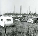 BR_BRIELSEMAASPAD_007 Een van de recreantenhavens langs het Brielse Meer; 1965