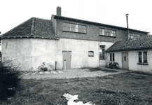 BR_BRIGITTENWEG_034 Het voormalige pesthuis,hier in gebruik als chemische fabriek Codima, afgebroken omstreeks 1975; ...