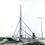 BR_BRUGGEN_HARMSENBRUG_006 De Harmsenbrug over het Hartelkanaal; 18 juli 1972