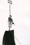 BR_DIJKSTRAAT_036 Nagemaakte mast met een kraaiennest; 1961