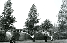 BR_KONINGINNEDAG_1961_048 Jeugdbrandweerwedstrijd als onderdeel van de oranjefeesten; 1 mei 1961