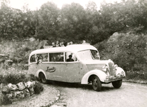 BR_THOELAVERWEG_009 Bus van het garagebedrijf Luveto van de familie Lugtenburg uit Vierpolders; 1937