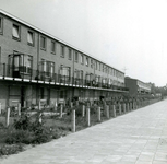 BR_WELLEWEG_017 Kijkje op de bebouwing langs de Welleweg; 14 juni 1965