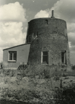 GV_OOSTENRIJK_13 De voormalige watermolen langs het Oostenrijk; ca. 1970